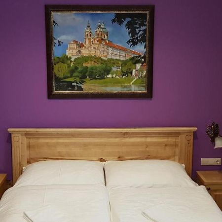 Gasthof Kaiser Ybbs an der Donau Esterno foto